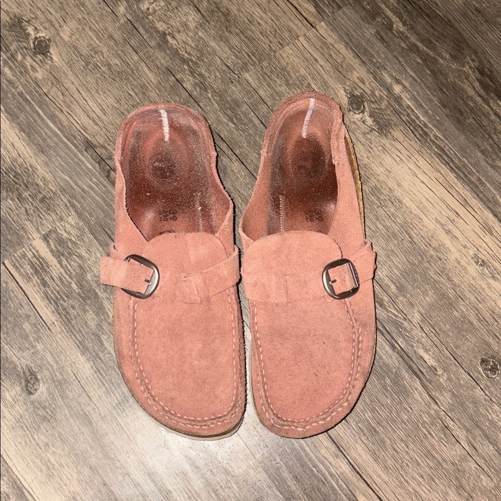 Birkenstock Pink Suede Clog Loafers with Buckle - Picture 4 of 9